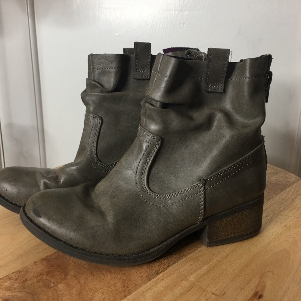 Gray booties - Picture 4 of 5